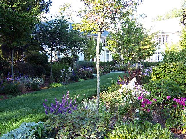 Azaleas to Zinnias Landscaping